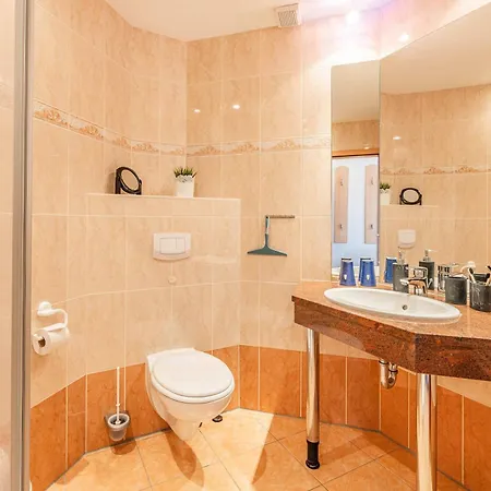 Ostseeglueck App Mittagsonne * Loddin